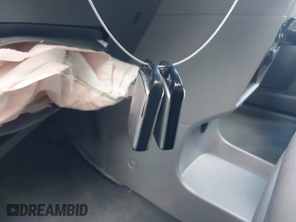 2020 Toyota Sienna XLE Auto Access Seat with VIN 5TDYZ3DCXLS075269, listed as a IAAI auction lot 40797351 with 49,562 mi miles and . Bid and sale history available at DreamBid. Image 11.