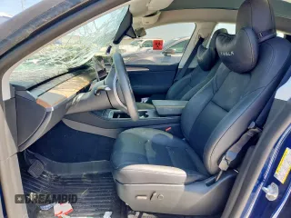 2024 Tesla Model Y Long Range z VIN 7SAYGDEE3RA238059, wystawiony jako Copart lot #61395925 z przebiegiem 14 991 mil mil oraz Szkoda całkowita • Salvage title. Historia ofert i sprzedaży dostępna na DreamBid. Obrazek 7.