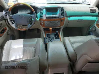 2004 Lexus LX 470 z VIN JTJHT00W743541854, wystawiony jako Copart lot #58053475 z przebiegiem 311 296 mil mil oraz Tytuł czysty. Historia ofert i sprzedaży dostępna na DreamBid. Obrazek 8.