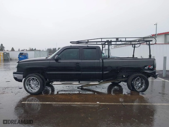 2004 Chevrolet Silverado 1500 Classic LT2 with VIN 1GCEK19Z74Z282601, listed as a IAAI auction lot 41859034 with 160,377 mi miles. Bid and sale history available at carsss.com. Image 14.