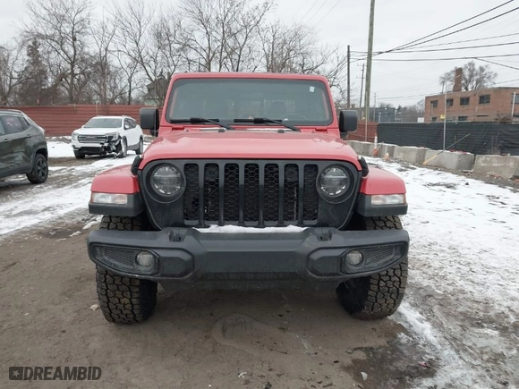 2021 Jeep Gladiator Willys with VIN 1C6HJTAG6ML550649, listed as a IAAI auction lot 41530585 with 119,002 mi miles. Bid and sale history available at carsss.com. Image 12.