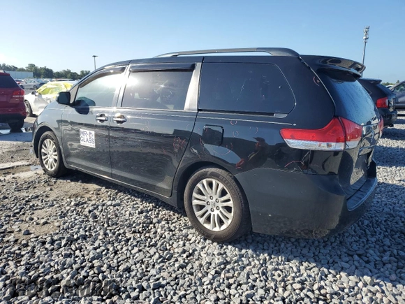 2012 Toyota Sienna XLE AAS z VIN 5TDYK3DC1CS220347, wystawiony jako Copart lot #65015615 z przebiegiem 168 629 mil mil oraz Szkoda całkowita • Salvage title. Historia ofert i sprzedaży dostępna na DreamBid. Obrazek 2.