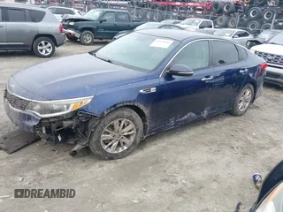 2018 Kia Optima LX with VIN 5XXGT4L33JG211888, listed as a IAAI auction lot 41198586 with 130,000 mi miles. Bid and sale history available at carsss.com. Image 18.