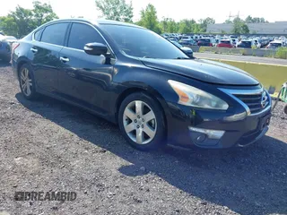 2013 Nissan Altima S z VIN 1N4BL3AP3DC188584, wystawiony jako IAAI lot #42529144 z przebiegiem 201 758 mil mil oraz . Historia ofert i sprzedaży dostępna na DreamBid. Obrazek 1.