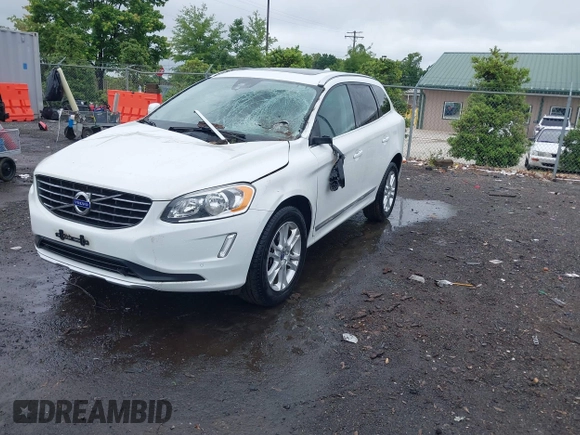 2015 Volvo XC60 T5 Drive-E Premier with VIN YV440MDK4F2742688, listed as a IAAI auction lot 42305798 with 68,206 mi miles and . Bid and sale history available at DreamBid. Image 18.