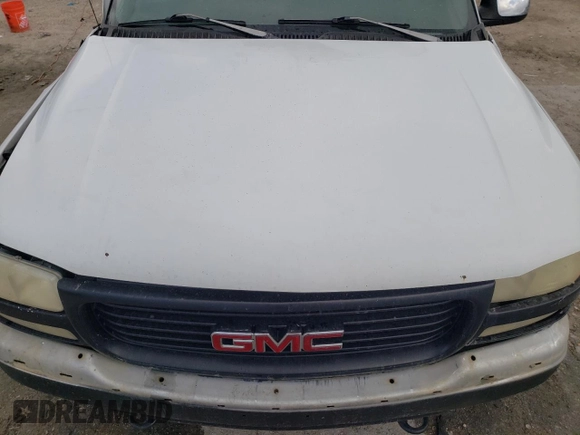 1999 GMC New Sierra 1500 SLE with VIN 2GTEC19T7X1523238, listed as a Copart auction lot 52725825 with 259,925 mi miles and Salvage Title. Bid and sale history available at carsss.com. Image 11.