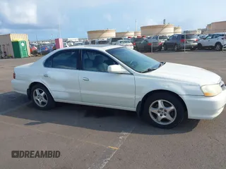 2003 Acura TL with VIN 19UUA56693A076744, listed as a IAAI auction lot 41678085 with 185,588 mi miles. Bid and sale history available at carsss.com. Image 6.