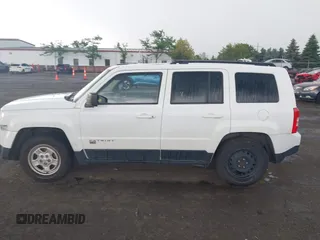 2013 Jeep Patriot Sport with VIN 1C4NJPBA8DD115719, listed as a IAAI auction lot 42591934 with 196,844 mi miles and . Bid and sale history available at DreamBid. Image 14.
