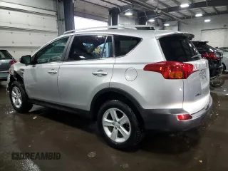 2013 Toyota RAV4 XLE with VIN 2T3RFREV6DW062793, listed as a Copart auction lot 49602335 with 76,038 mi miles and Salvage Title. Bid and sale history available at carsss.com. Image 2.