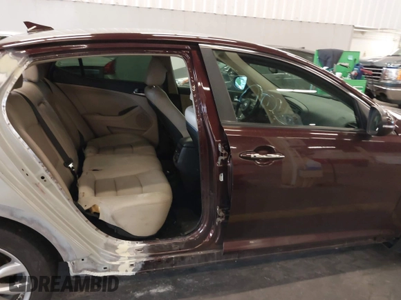 2015 Kia Optima EX with VIN 5XXGN4A78FG417912, listed as a IAAI auction lot 40565849 with 87,358 mi miles. Bid and sale history available at carsss.com. Image 22.