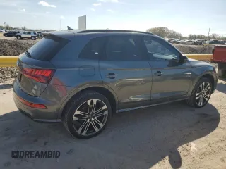 2020 Audi SQ5 Premium Plus with VIN WA1B4AFY5L2119830, listed as a Copart auction lot 44950124 with 25,527 mi miles and . Bid and sale history available at DreamBid. Image 3.