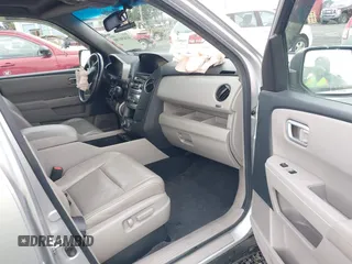 2012 Honda Pilot EX-L with VIN 5FNYF4H71CB053886, listed as a IAAI auction lot 41658180 with 140,541 mi miles and . Bid and sale history available at DreamBid. Image 5.