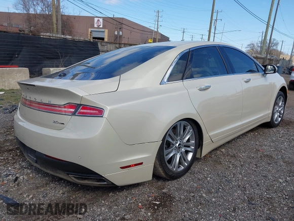 2015 Lincoln MKZ with VIN 3LN6L2G94FR602163, listed as a IAAI auction lot 41889160 with 89,909 mi miles and . Bid and sale history available at DreamBid. Image 4.