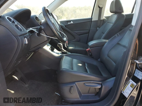 2017 Volkswagen Tiguan S with VIN WVGAV7AX0HK023767, listed as a Copart auction lot 88300635 with 135,547 mi miles and Clean title. Bid and sale history available at DreamBid. Image 7.