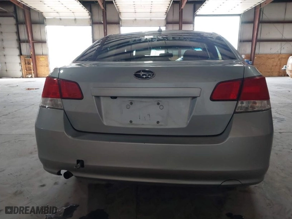 2014 Subaru Legacy 2.5i Premium with VIN 4S3BMBD65E3012531, listed as a IAAI auction lot 41432541 with 196383 miles. Bid and sale history available at carsss.com. Image 17.