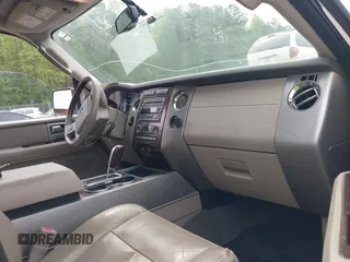 2008 Ford Expedition Limited с VIN 1FMFU19568LA37062, выставлен на аукционе IAAI как лот 42039365 с пробегом 309 712 миль миль и . История ставок и продаж доступна на DreamBid. Изображение 5.