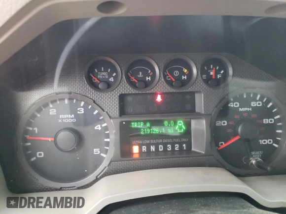 2010 Ford F-250 XL z VIN 1FTSX2BR7AEA80509, wystawiony jako Copart lot #51778745 z przebiegiem 219 126 mil mil oraz Szkoda całkowita • Salvage title. Historia ofert i sprzedaży dostępna na DreamBid. Obrazek 9.