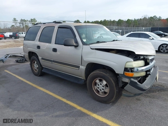 2004 Chevrolet Tahoe LT with VIN 1GNEC13Z34J258811, listed as a IAAI auction lot 41710156 with 322,462 mi miles. Bid and sale history available at carsss.com. Image 1.