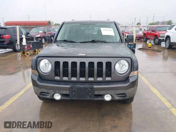 2016 Jeep Patriot Latitude with VIN 1C4NJPFB7GD682060, listed as a IAAI auction lot 41898444 with 67,717 mi miles and . Bid and sale history available at DreamBid. Image 12.