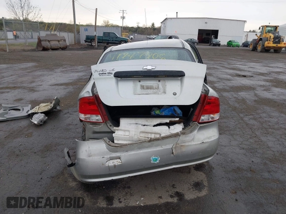 2005 Chevrolet Aveo LS with VIN KL1TD526X5B324267, listed as a IAAI auction lot 41947906 with 180,204 mi miles and . Bid and sale history available at DreamBid. Image 16.