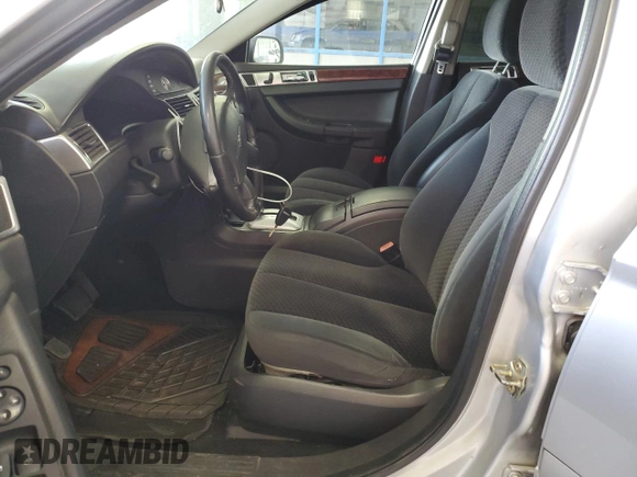 2005 Chrysler Pacifica Touring с VIN 2C4GM68475R659994, выставлен на аукционе Copart как лот 61672455 с пробегом 180 526 миль миль и Списание • Salvage title. История ставок и продаж доступна на DreamBid. Изображение 7.