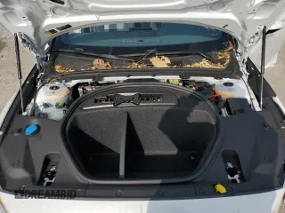 2024 Polestar 2 z VIN YSMFE3KA5RL237277, wystawiony jako Copart lot #83460924 z przebiegiem 4121 mil mil oraz Szkody całkowita. Historia ofert i sprzedaży dostępna na DreamBid. Obrazek 11.