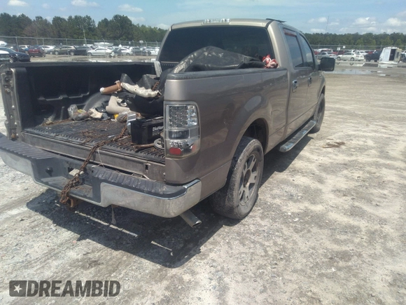 2006 Ford F-150 XLT z VIN 1FTPW12VX6KD51846, wystawiony jako IAAI lot #42361764 z przebiegiem 430 270 mil mil oraz . Historia ofert i sprzedaży dostępna na DreamBid. Obrazek 4.