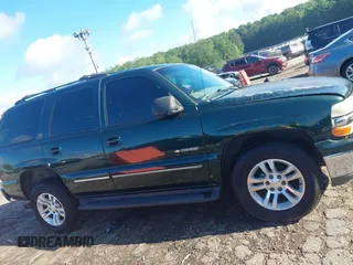 2002 Chevrolet Tahoe LS with VIN 1GNEC13Z72R130005, listed as a IAAI auction lot 42522881 with 252,683 mi miles and . Bid and sale history available at DreamBid. Image 13.