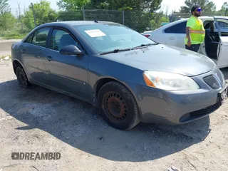 2008 Pontiac G6 1SV Value Leader z VIN 1G2ZF57B984119944, wystawiony jako IAAI lot #42513599 z przebiegiem 124 648 mil mil oraz . Historia ofert i sprzedaży dostępna na DreamBid. Obrazek 1.