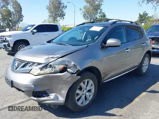 2011 Nissan Murano LE z VIN JN8AZ1MU8BW064756, wystawiony jako IAAI lot #41967871 z przebiegiem 183 378 mil mil oraz . Historia ofert i sprzedaży dostępna na DreamBid. Obrazek 17.