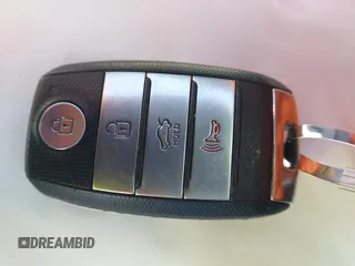 2016 Kia Optima EX с VIN 5XXGU4L31GG013512, выставлен на аукционе IAAI как лот 42526135 с пробегом 120 356 миль миль и . История ставок и продаж доступна на DreamBid. Изображение 11.