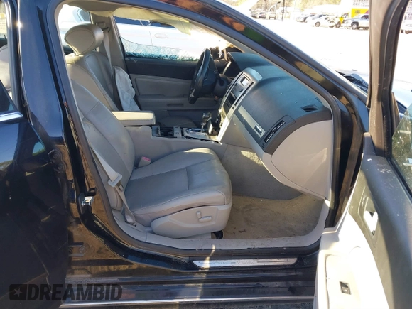 2008 Cadillac STS RWD with VIN 1G6DW67V780104715, listed as a IAAI auction lot 41821944 with Not Provided miles and . Bid and sale history available at DreamBid. Image 5.