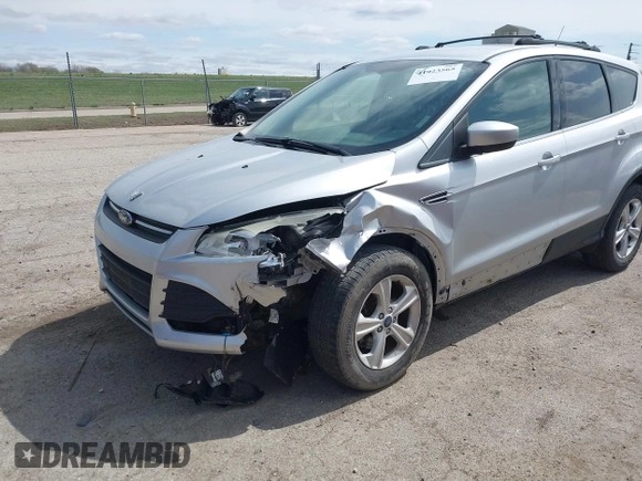 2014 Ford Escape SE z VIN 1FMCU9G93EUC02045, wystawiony jako IAAI lot #41923565 z przebiegiem 202 011 mil mil oraz . Historia ofert i sprzedaży dostępna na DreamBid. Obrazek 6.