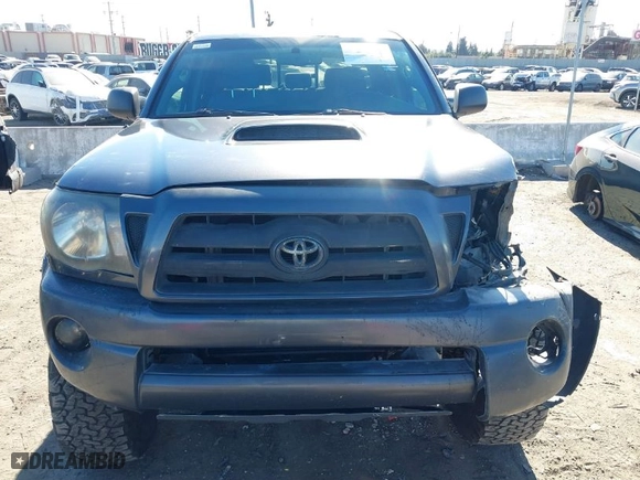 2010 Toyota Tacoma PreRunner with VIN 3TMJU4GNXAM100347, listed as a IAAI auction lot 41382997 with NaN miles. Bid and sale history available at carsss.com. Image 12.