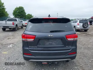 2016 Kia Sorento EX z VIN 5XYPHDA52GG161074, wystawiony jako IAAI lot #42447458 z przebiegiem 77 080 mil mil oraz . Historia ofert i sprzedaży dostępna na DreamBid. Obrazek 17.