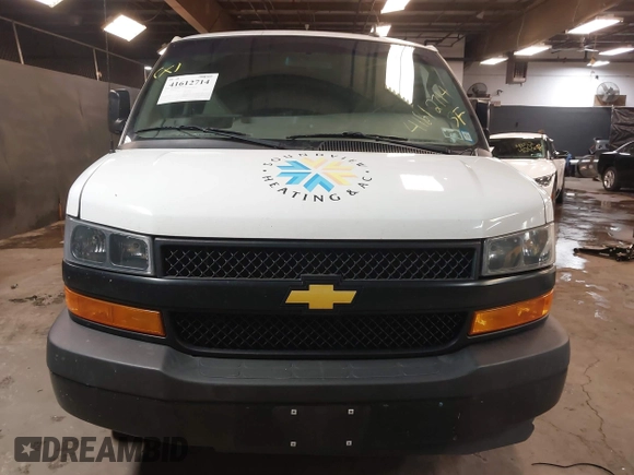 2020 Chevrolet Express Cargo Van with VIN 1GCWGBFB4L1205443, listed as a IAAI auction lot 41612714 with 87,883 mi miles. Bid and sale history available at carsss.com. Image 12.