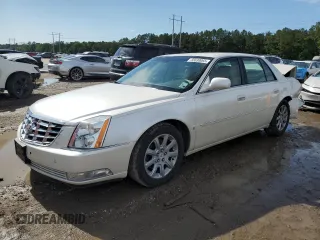 2008 Cadillac DTS 1SD z VIN 1G6KD57Y88U206485, wystawiony jako Copart lot #55530065 z przebiegiem 50 058 mil mil oraz Szkoda całkowita • Salvage title. Historia ofert i sprzedaży dostępna na DreamBid. Obrazek 1.