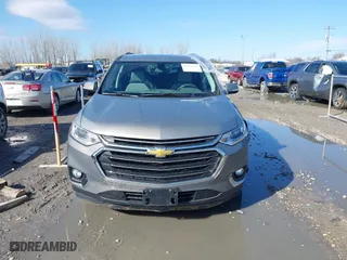 2019 Chevrolet Traverse LT Cloth with VIN 1GNEVGKW9KJ177989, listed as a IAAI auction lot 41877639 with 81,277 mi miles. Bid and sale history available at carsss.com. Image 12.