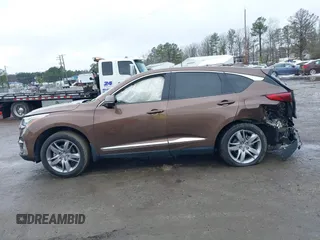 2019 Acura RDX w/Advance Pkg with VIN 5J8TC2H75KL017199, listed as a IAAI auction lot 41565130 with 67,880 mi miles. Bid and sale history available at carsss.com. Image 14.