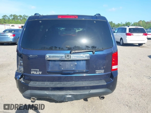 2014 Honda Pilot Touring with VIN 5FNYF4H92EB019248, listed as a IAAI auction lot 41942963 with 136,183 mi miles and . Bid and sale history available at carsss.com. Image 16.