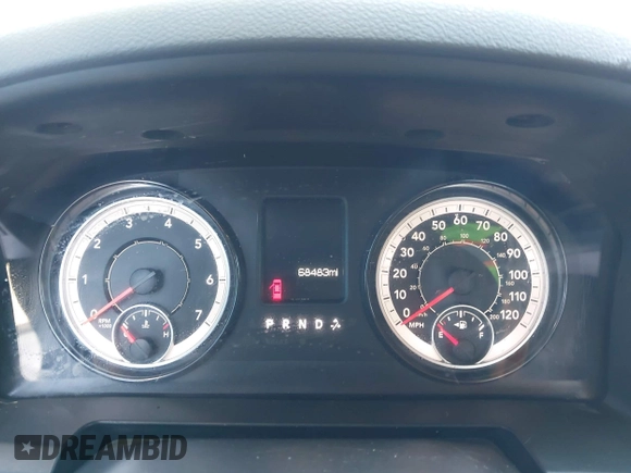 2018 Ram 1500 Express z VIN 1C6RR7FG2JS331802, wystawiony jako IAAI lot #41985617 z przebiegiem 68 483 mil mil oraz . Historia ofert i sprzedaży dostępna na DreamBid. Obrazek 7.