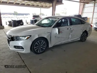 2018 Honda Accord with VIN 1HGCV3F15JA000850, listed as a Copart auction lot 63516225 with 121,176 mi miles and Salvage title. Bid and sale history available at DreamBid. Image 1.