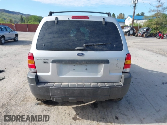2006 Ford Escape XLT with VIN 1FMYU93126KC36402, listed as a IAAI auction lot 42122882 with 192,899 mi miles and . Bid and sale history available at DreamBid. Image 16.