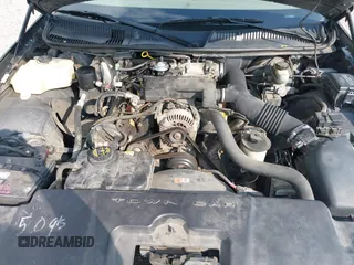 2001 Lincoln Town Car Signature with VIN 1LNHM82W11Y613959, listed as a IAAI auction lot 42432229 with 144,660 mi miles and . Bid and sale history available at DreamBid. Image 10.