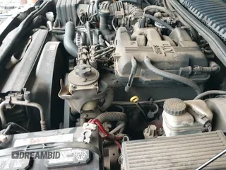 2005 Ford Explorer XLT with VIN 1FMZU63K95UA49964, listed as a IAAI auction lot 42436681 with 240,704 mi miles and . Bid and sale history available at DreamBid. Image 19.