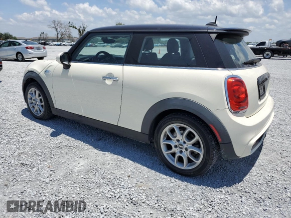 2015 MINI Hardtop S z VIN WMWXP7C57F2A42463, wystawiony jako Copart lot #56651155 z przebiegiem 66 710 mil mil oraz Szkoda całkowita • Salvage title. Historia ofert i sprzedaży dostępna na DreamBid. Obrazek 2.