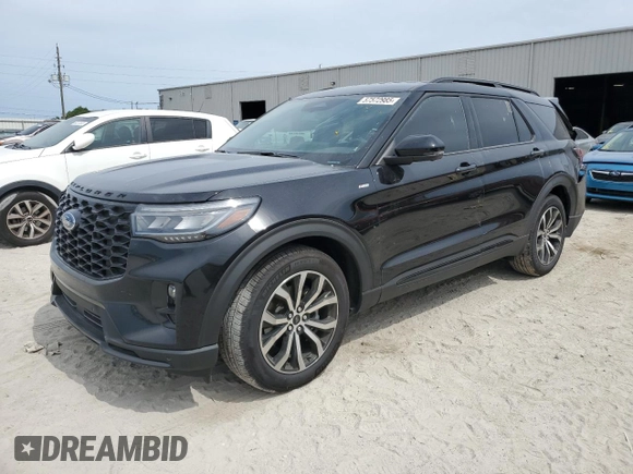 2025 Ford Explorer ST-Line with VIN 1FMUK7KH6SGA95371, listed as a Copart auction lot 57572985 with 8,833 mi miles and Salvage title. Bid and sale history available at DreamBid. Image 1.
