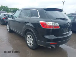 2012 Mazda CX-9 Touring z VIN JM3TB2CA9C0337303, wystawiony jako IAAI lot #41910116 z przebiegiem 113 443 mil mil oraz . Historia ofert i sprzedaży dostępna na DreamBid. Obrazek 3.