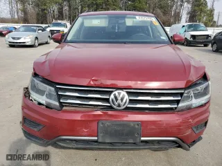 2020 Volkswagen Tiguan SE with VIN 3VV3B7AX3LM019091, listed as a Copart auction lot 43575705 with 135,578 mi miles and Salvage Title. Bid and sale history available at carsss.com. Image 5.