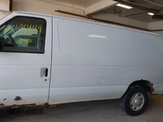 2013 Ford Econoline Cargo Commercial с VIN 1FTSS3EL0DDA86867, выставлен на аукционе IAAI как лот 42396449 с пробегом 336 057 миль миль и . История ставок и продаж доступна на DreamBid. Изображение 14.